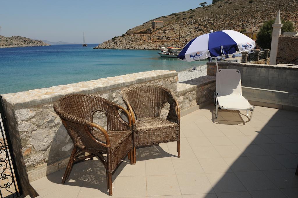 Villa Zeus Simi Dış mekan fotoğraf