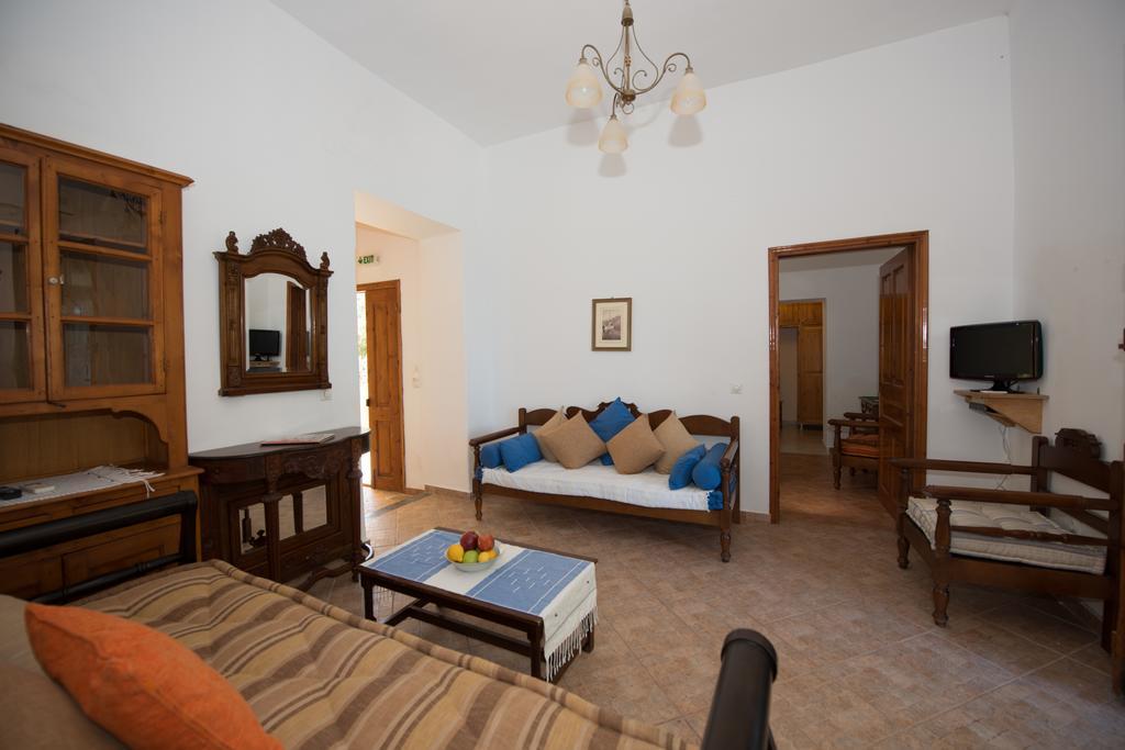 Villa Zeus Simi Dış mekan fotoğraf