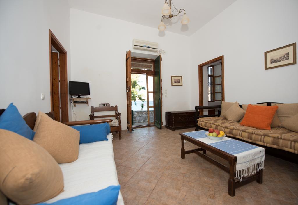 Villa Zeus Simi Dış mekan fotoğraf